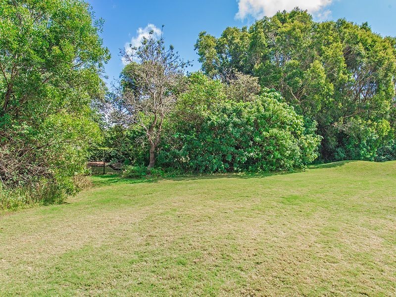 12 Pampling Place, Twin Waters QLD 4564