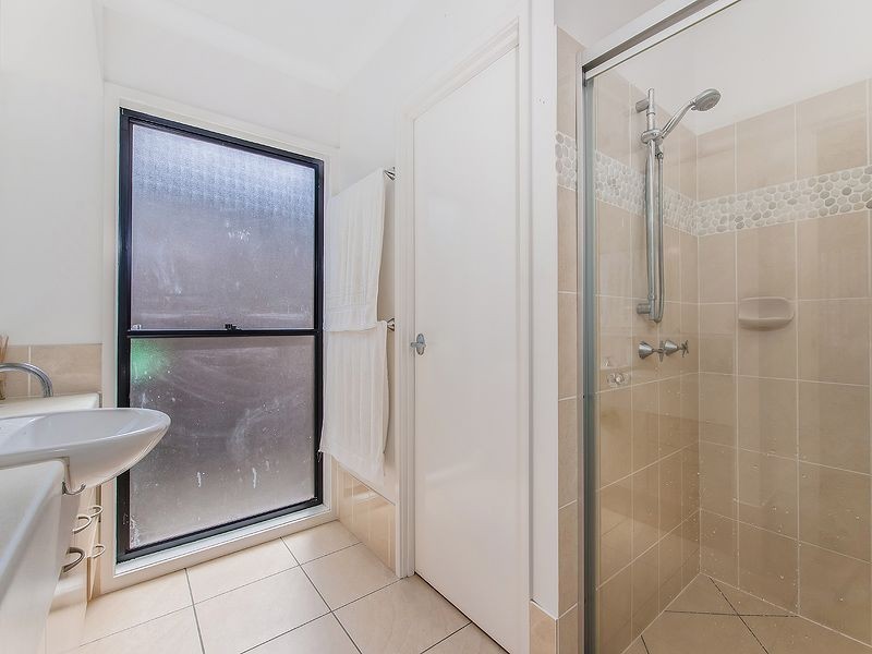 12 Pampling Place, Twin Waters QLD 4564