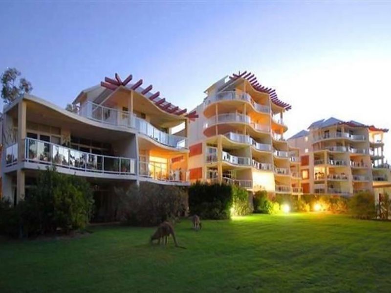 45/179 Ocean Drive, Twin Waters QLD 4564