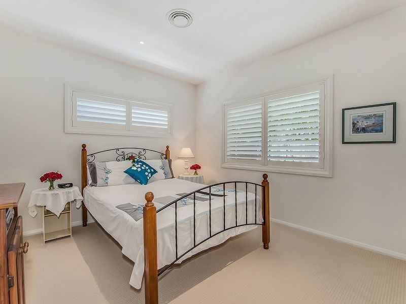 2 Undanbi Lane, Twin Waters QLD 4564