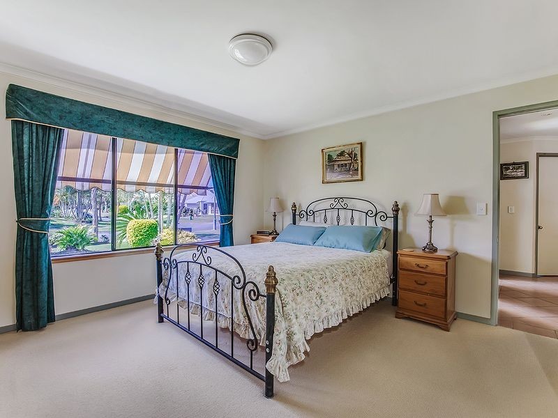 16 Sunview Drive, Twin Waters QLD 4564