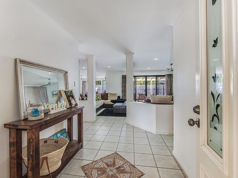 15 Fantail Place, Twin Waters QLD 4564