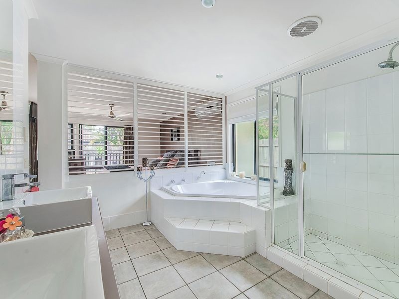 15 Fantail Place, Twin Waters QLD 4564