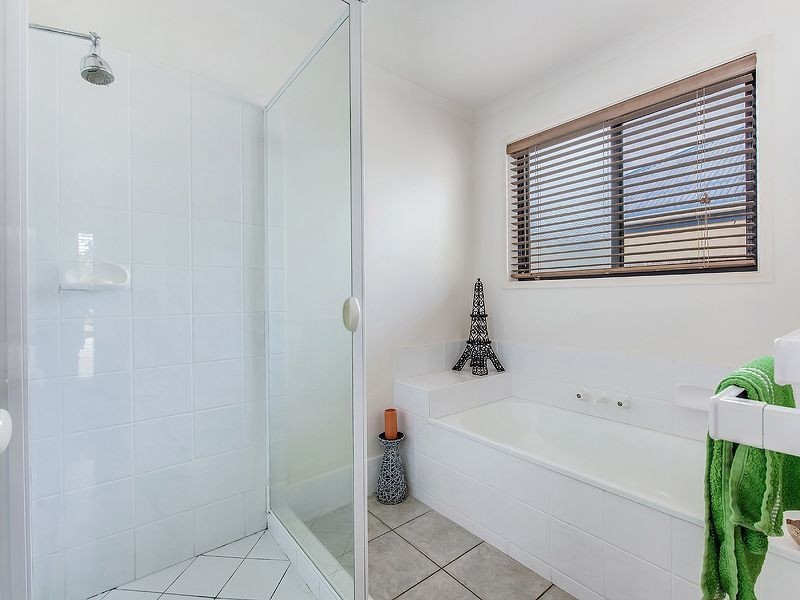 15 Fantail Place, Twin Waters QLD 4564