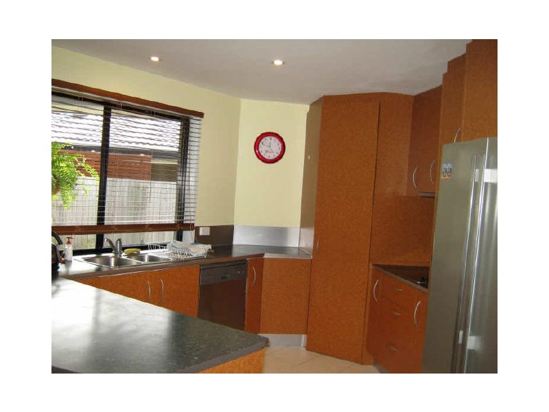 14 Wattlebird Place, Twin Waters QLD 4564