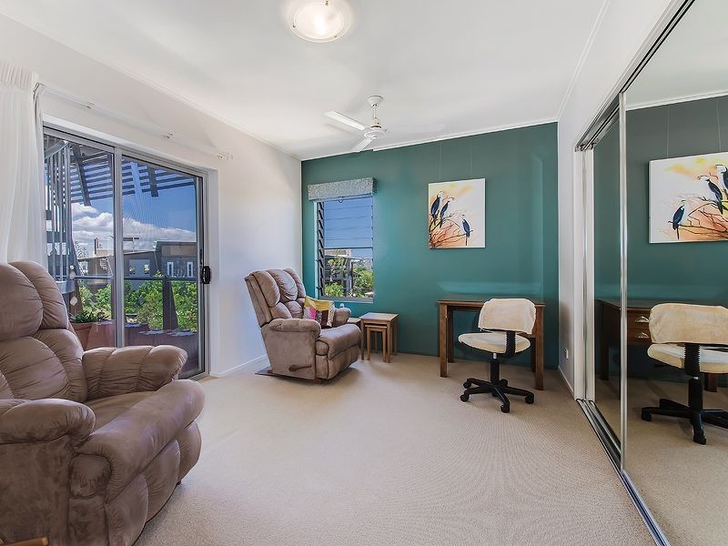 135/80 North Shore Road, Twin Waters QLD 4564