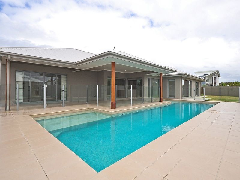 2 Moorings Circuit, Twin Waters QLD 4564