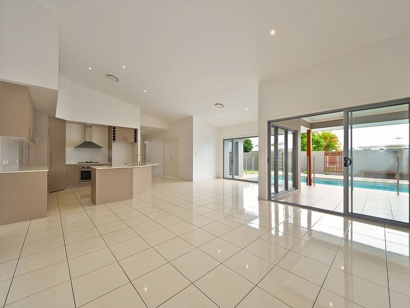 2 Moorings Circuit, Twin Waters QLD 4564