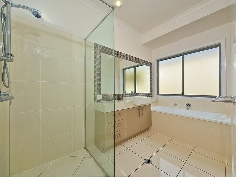 2 Moorings Circuit, Twin Waters QLD 4564