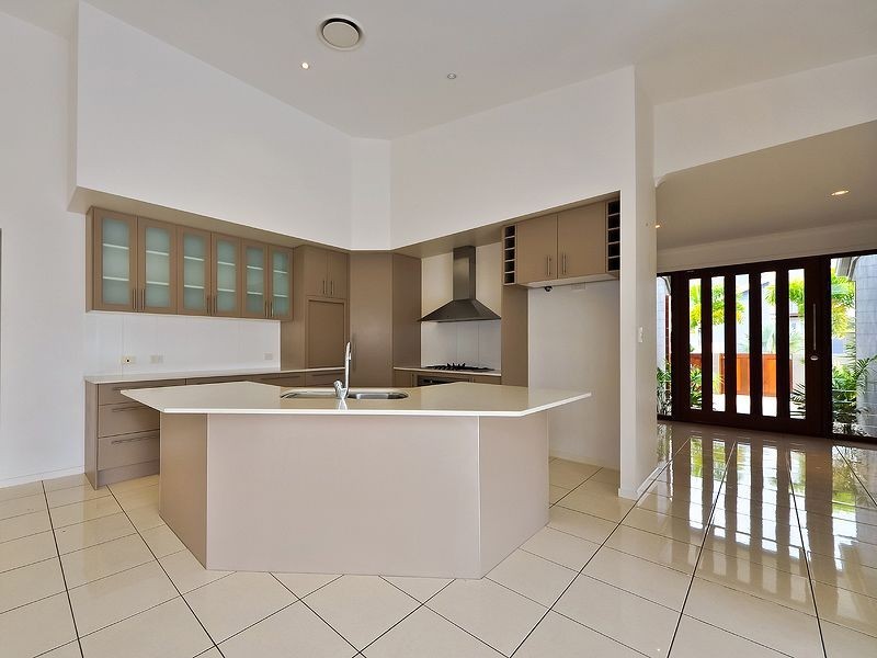 2 Moorings Circuit, Twin Waters QLD 4564