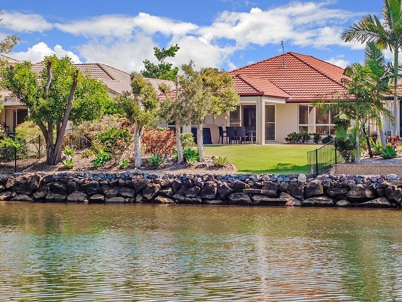 9 Sunorchid Place, Twin Waters QLD 4564