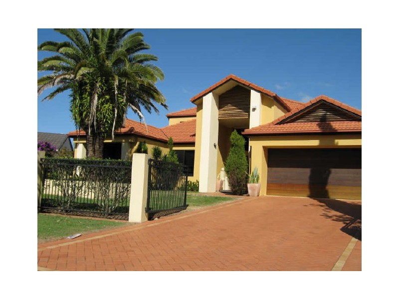 28 Karinya Island, Twin Waters QLD 4564