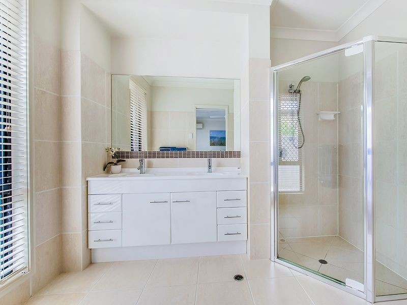 33 Anchorage Circuit, Twin Waters QLD 4564