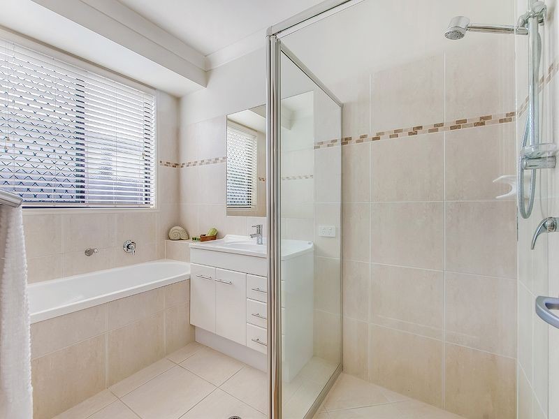 33 Anchorage Circuit, Twin Waters QLD 4564