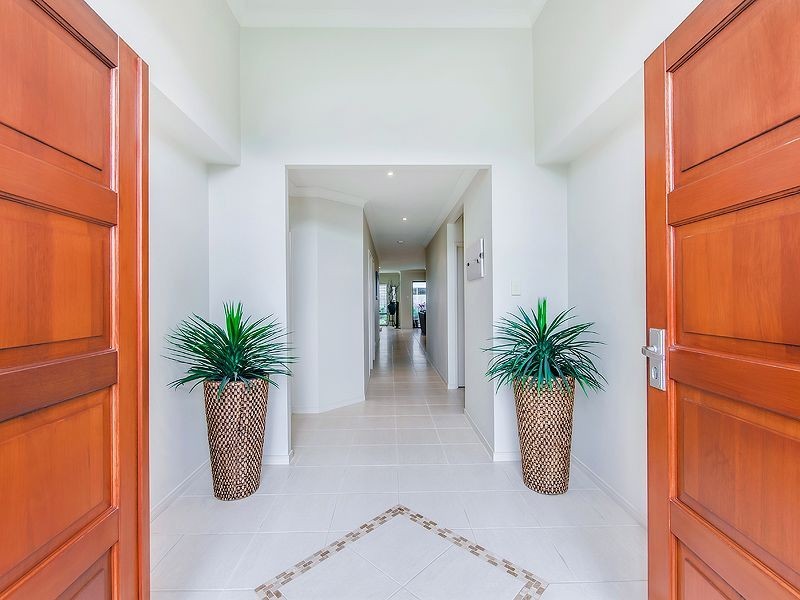 33 Anchorage Circuit, Twin Waters QLD 4564