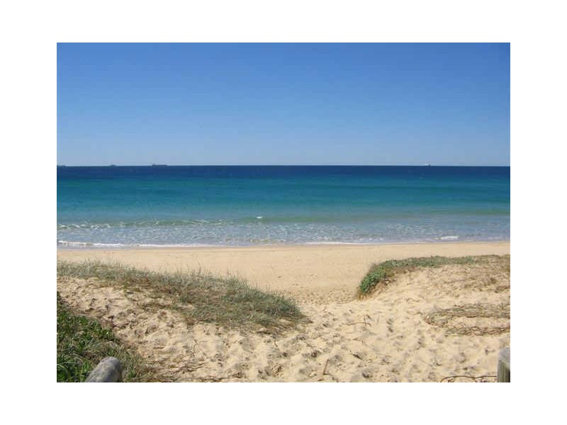 10 Lapoinya Crescent, Warana QLD 4575