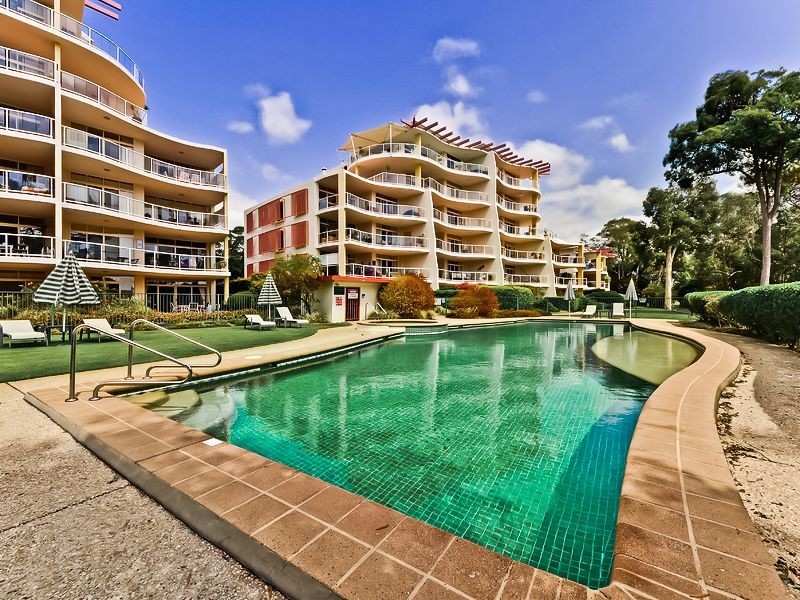 19/179 Ocean Drive, Twin Waters QLD 4564