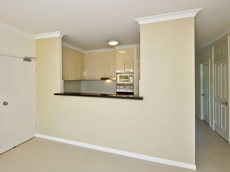 19/179 Ocean Drive, Twin Waters QLD 4564