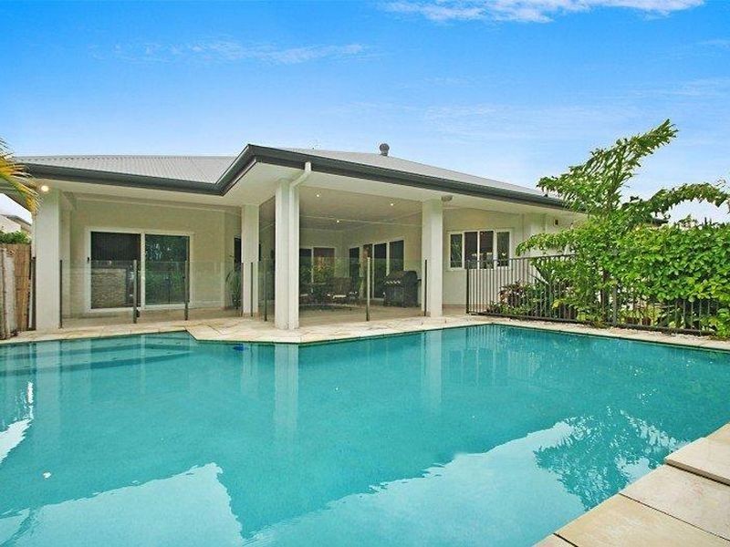 32 Hetherington Drive, Twin Waters QLD 4564