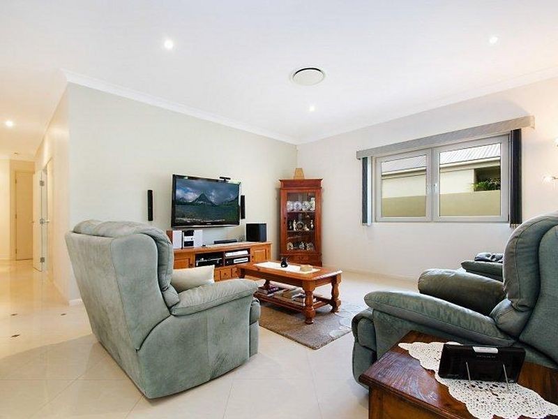32 Hetherington Drive, Twin Waters QLD 4564