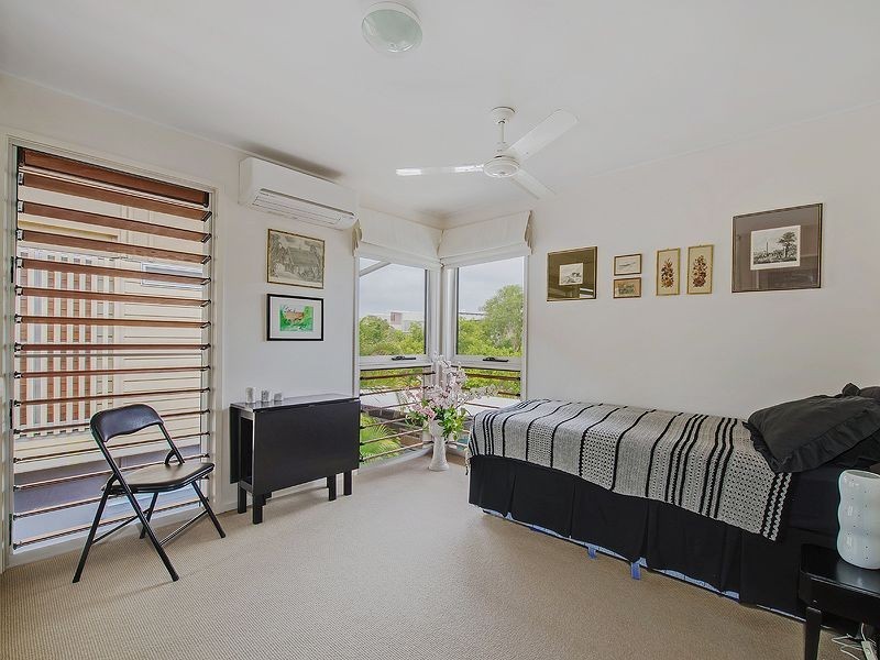 60/80 North Shore Road, Twin Waters QLD 4564