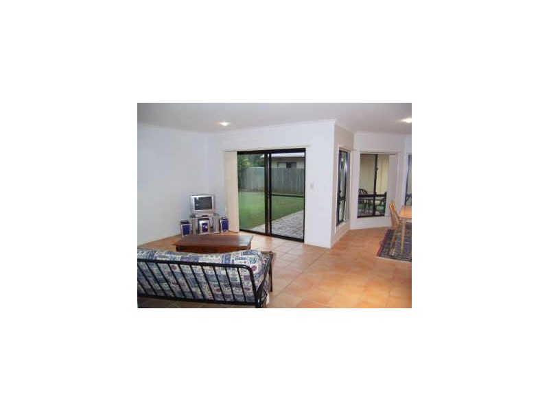 18 Sunview Dive, Twin Waters QLD 4564