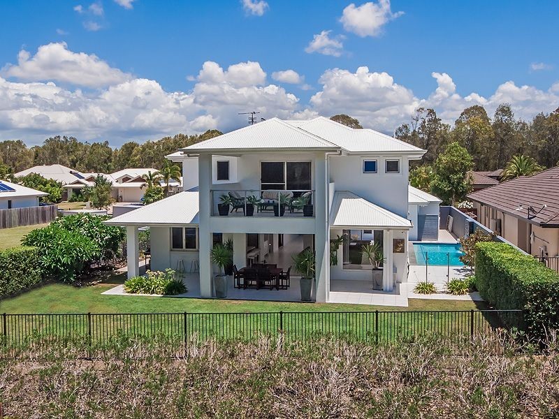 17 Hetherington Drive, Twin Waters QLD 4564