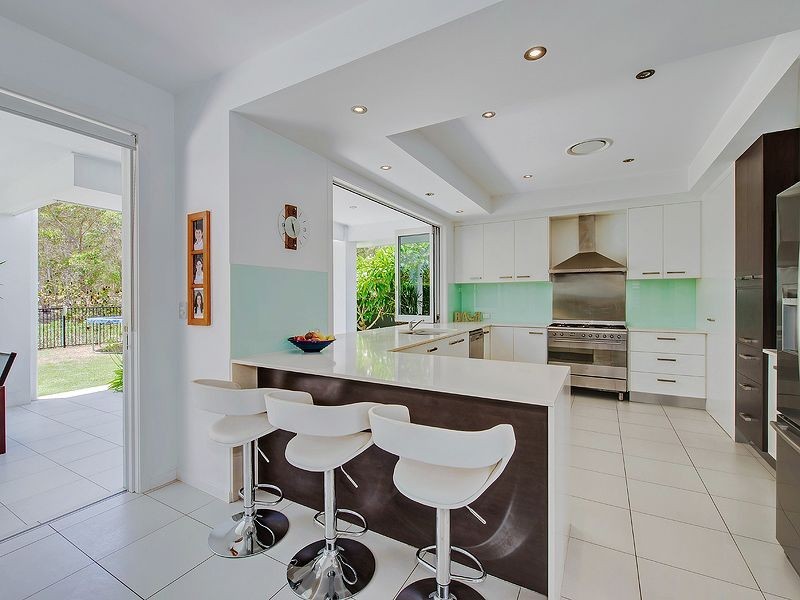 17 Hetherington Drive, Twin Waters QLD 4564