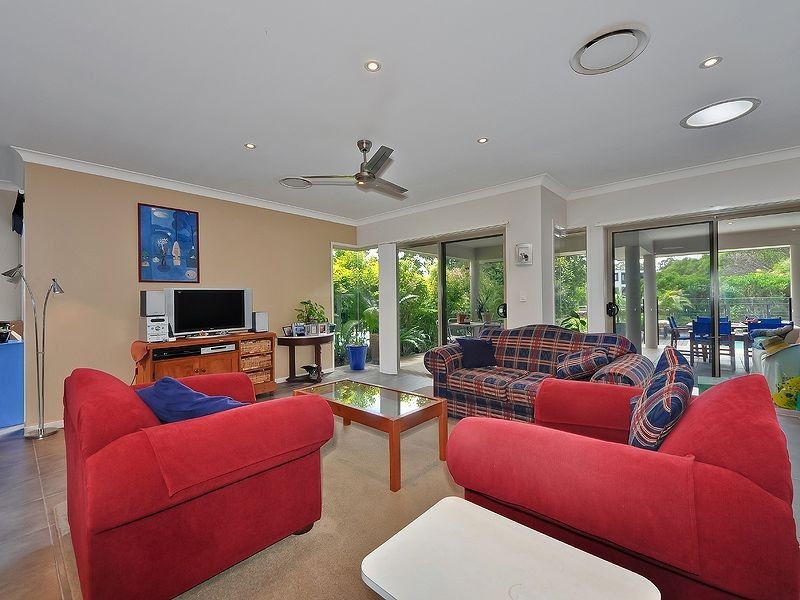 33 Seahorse Drive, Twin Waters QLD 4564