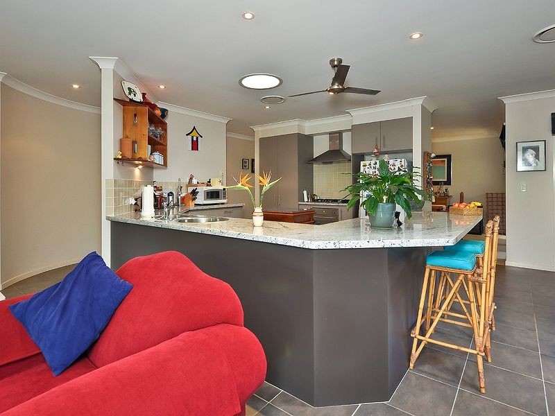 33 Seahorse Drive, Twin Waters QLD 4564