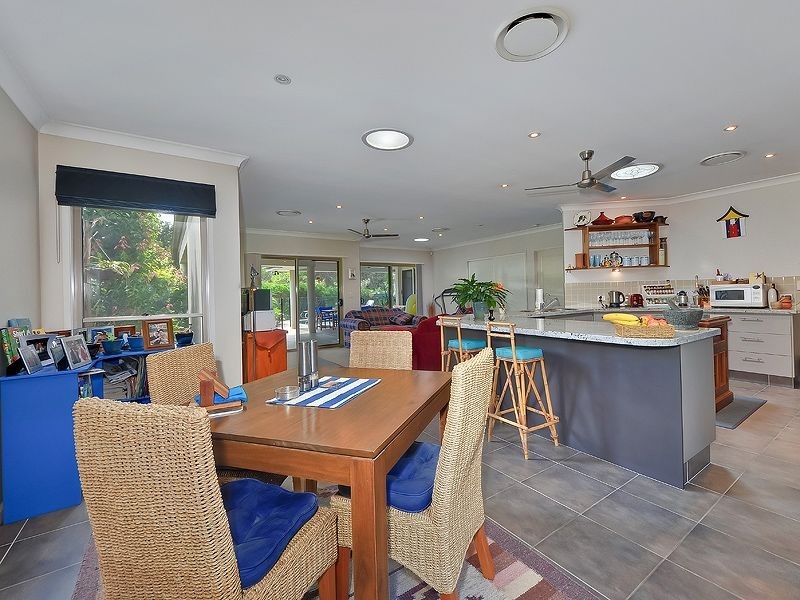 33 Seahorse Drive, Twin Waters QLD 4564