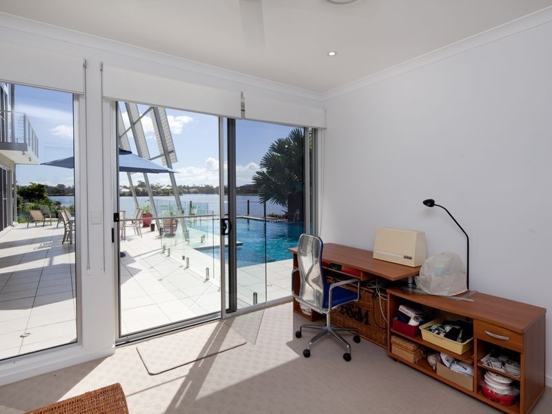 5 River Edge Court, Twin Waters QLD 4564