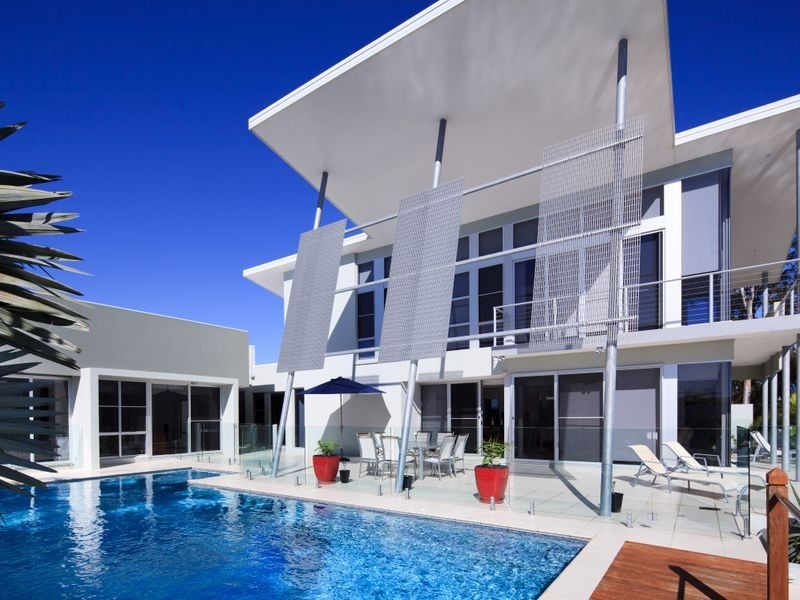 5 River Edge Court, Twin Waters QLD 4564