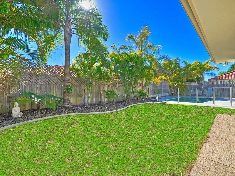 4 Sails Court, Twin Waters QLD 4564