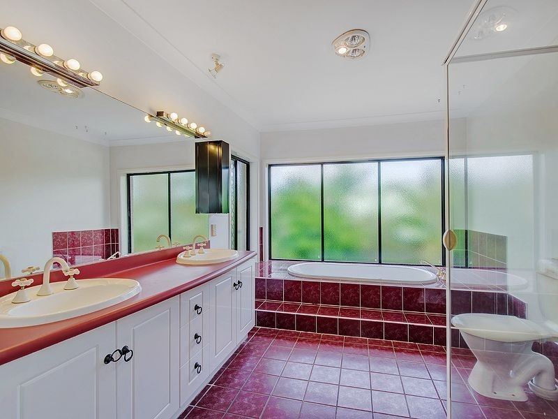 1 Waterlilly Place, Twin Waters QLD 4564