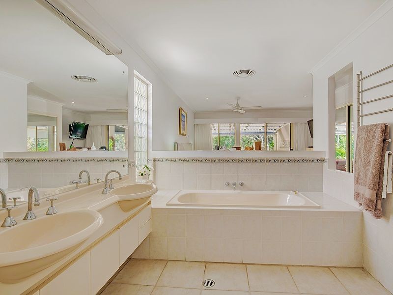 22 Waterside Drive, Twin Waters QLD 4564