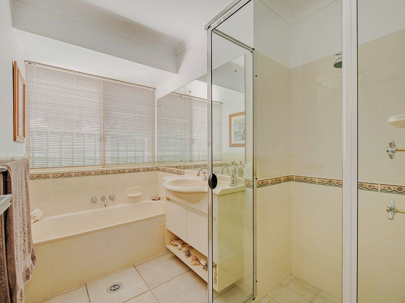 22 Waterside Drive, Twin Waters QLD 4564