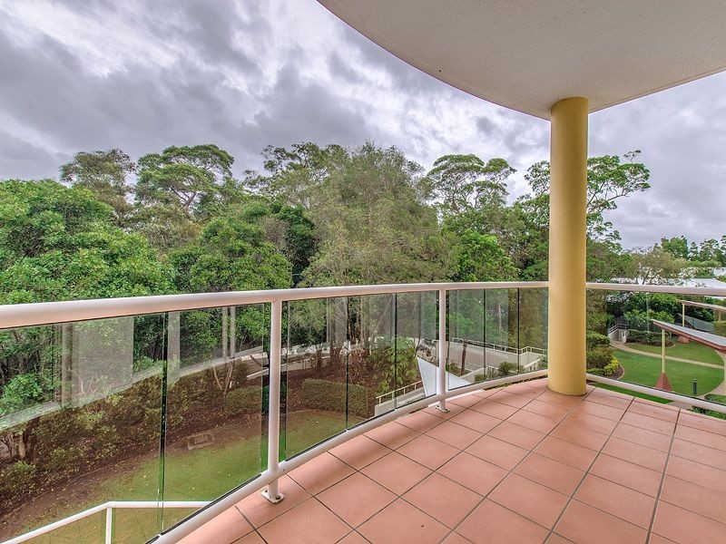17/179 Ocean Drive, Twin Waters QLD 4564