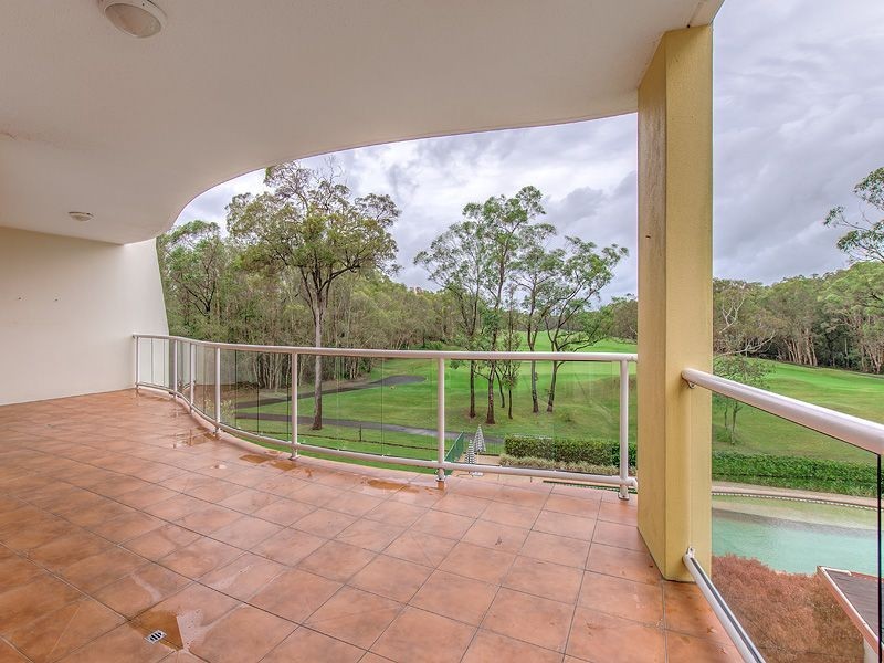 17/179 Ocean Drive, Twin Waters QLD 4564