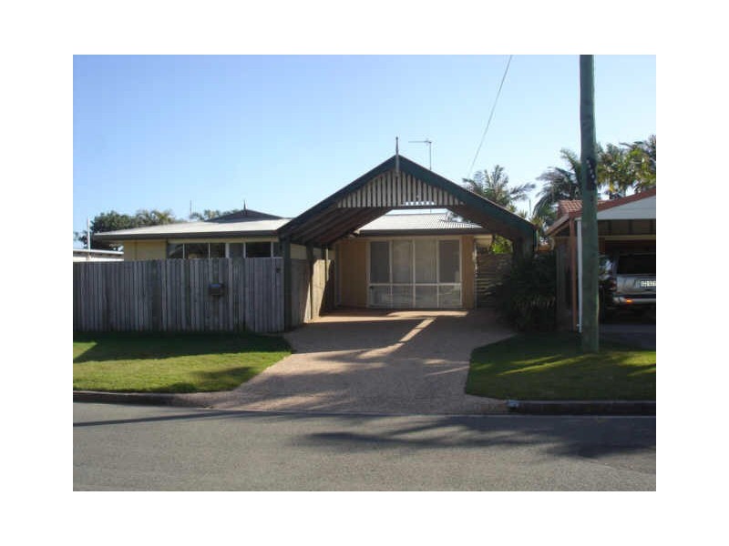 13 Currawan Street, Warana QLD 4575