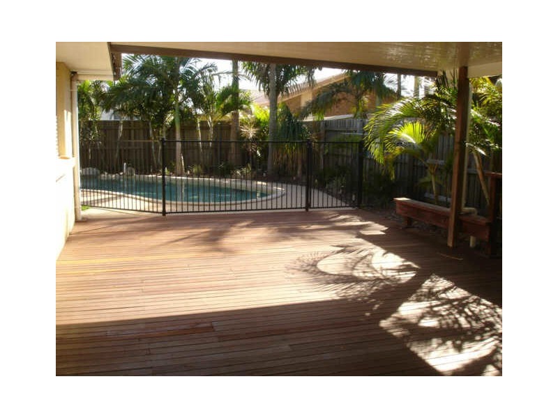 13 Currawan Street, Warana QLD 4575