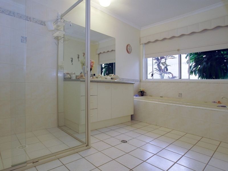 3 Spinifex Place, Twin Waters QLD 4564