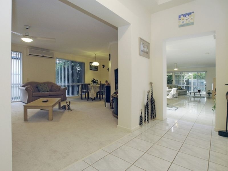 3 Spinifex Place, Twin Waters QLD 4564