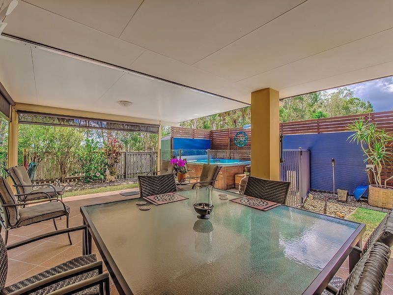 12 Wattlebird Drive, Twin Waters QLD 4564