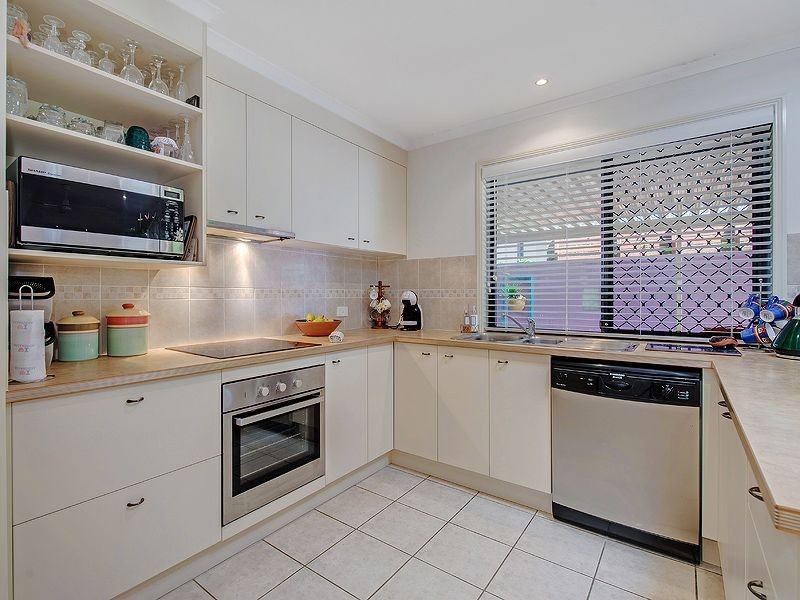 12 Wattlebird Drive, Twin Waters QLD 4564