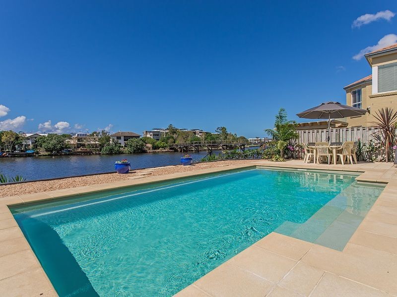 21 Tamarind Place, Twin Waters QLD 4564