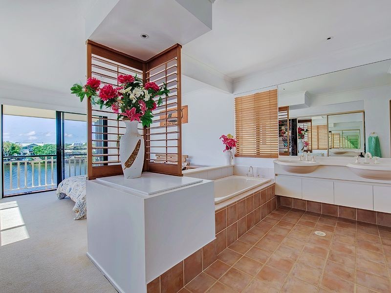 21 Tamarind Place, Twin Waters QLD 4564