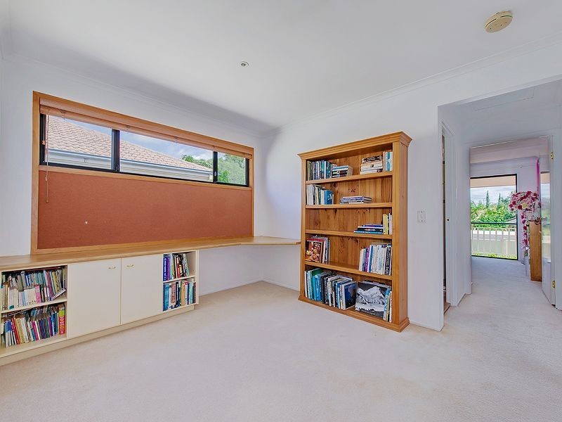 21 Tamarind Place, Twin Waters QLD 4564