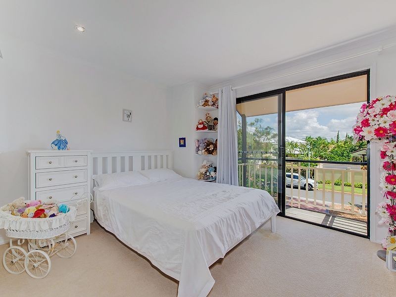 21 Tamarind Place, Twin Waters QLD 4564