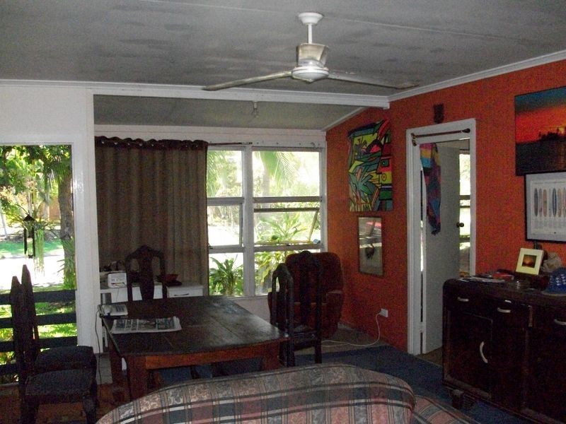 1 Cupania Street, Mudjimba QLD 4564